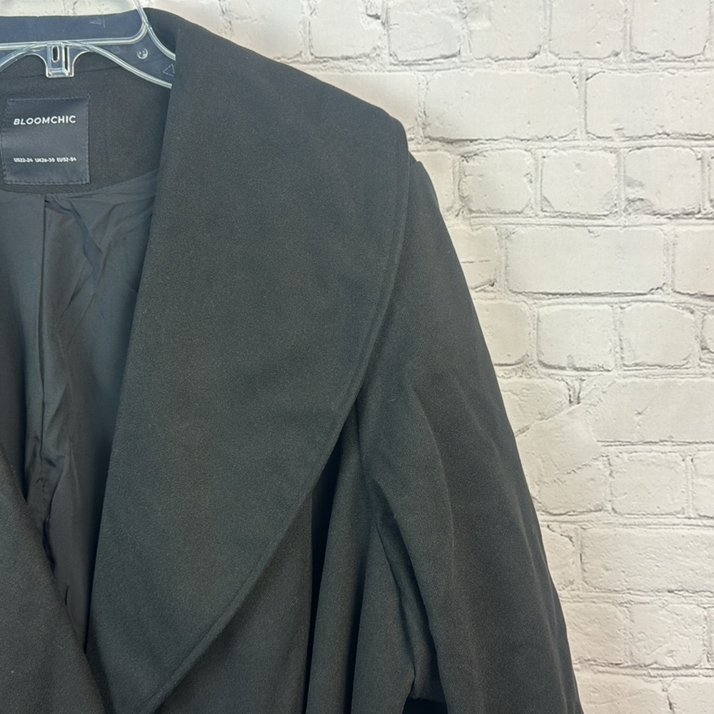 BloomChic Black Lapel Collar Belted Open Front Pocket Coat Plus Size 3X - Picture 3 of 6